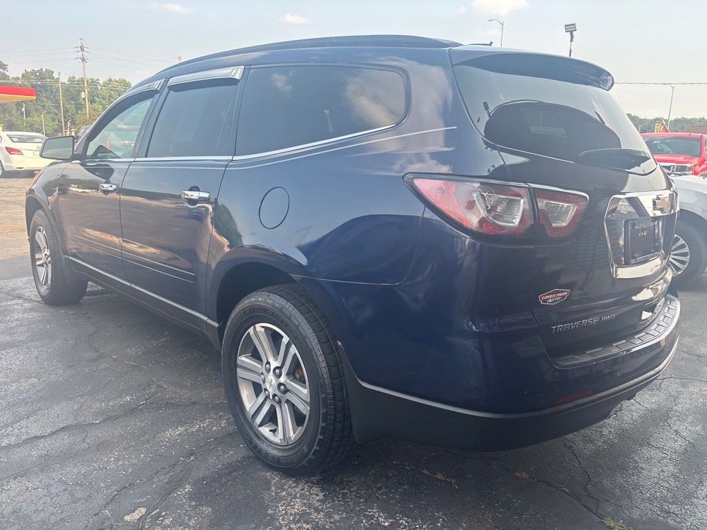 2017 Chevrolet Traverse Image 3
