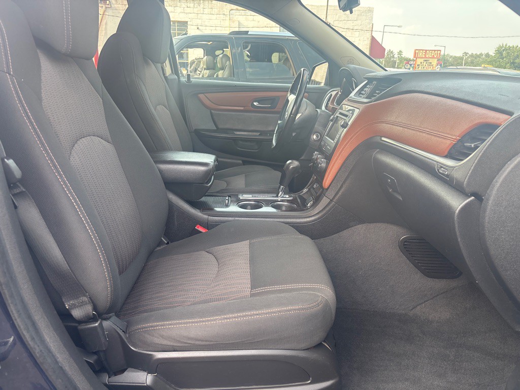 2017 Chevrolet Traverse Image 7