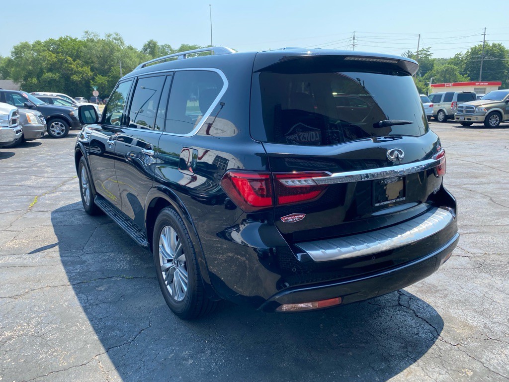 2018 INFINITI QX80 Image 3