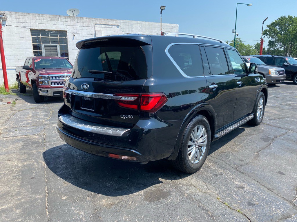 2018 INFINITI QX80 Image 4