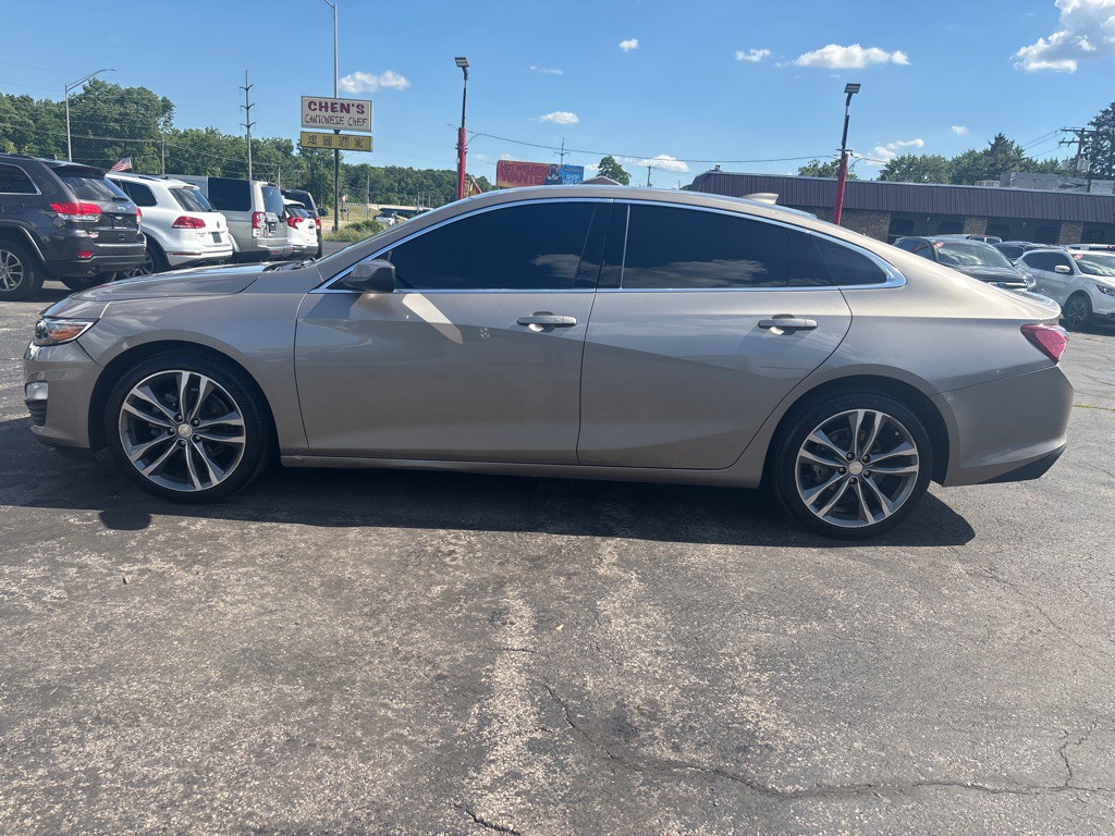 2022 Chevrolet Malibu Image 4