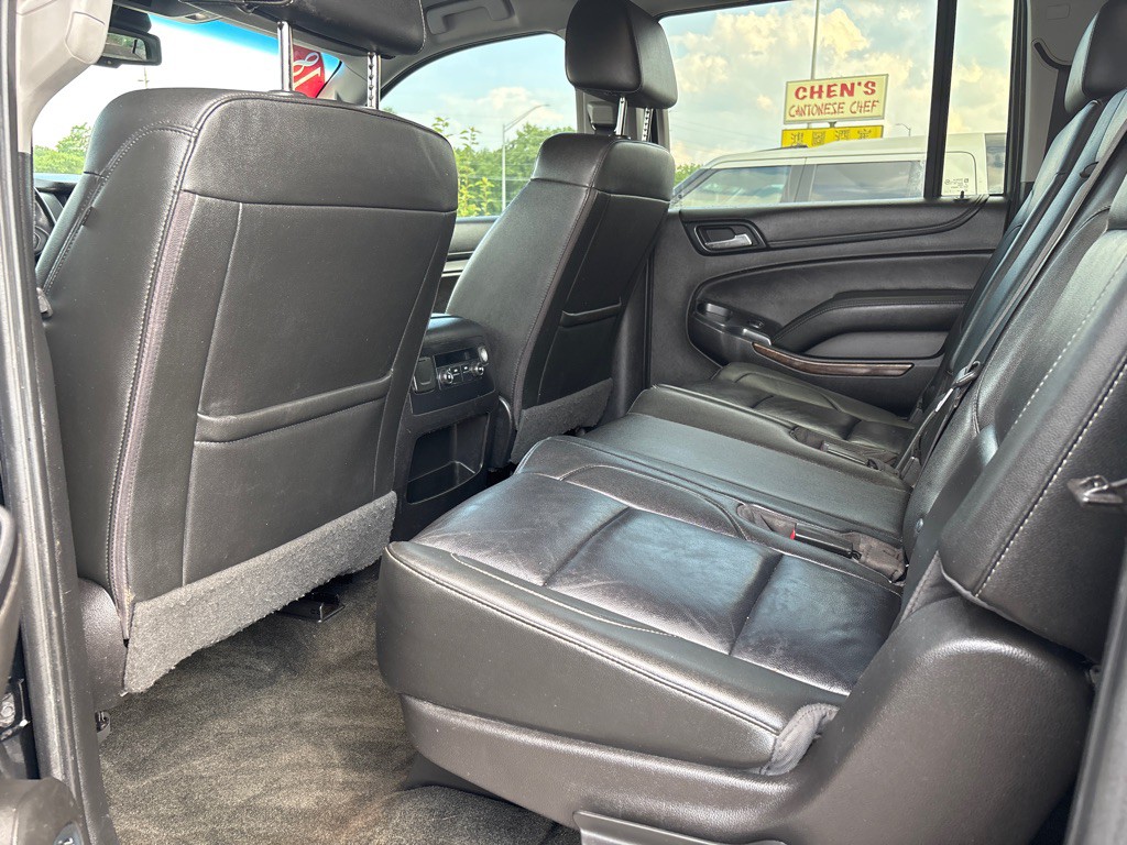 2018 Chevrolet Suburban Image 8