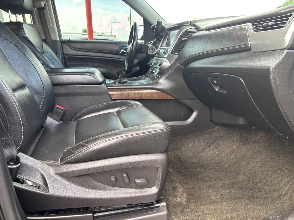 2018 Chevrolet Suburban Image 9