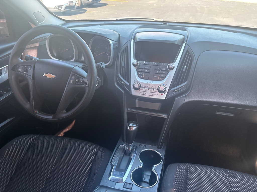 2017 Chevrolet Equinox Image 9