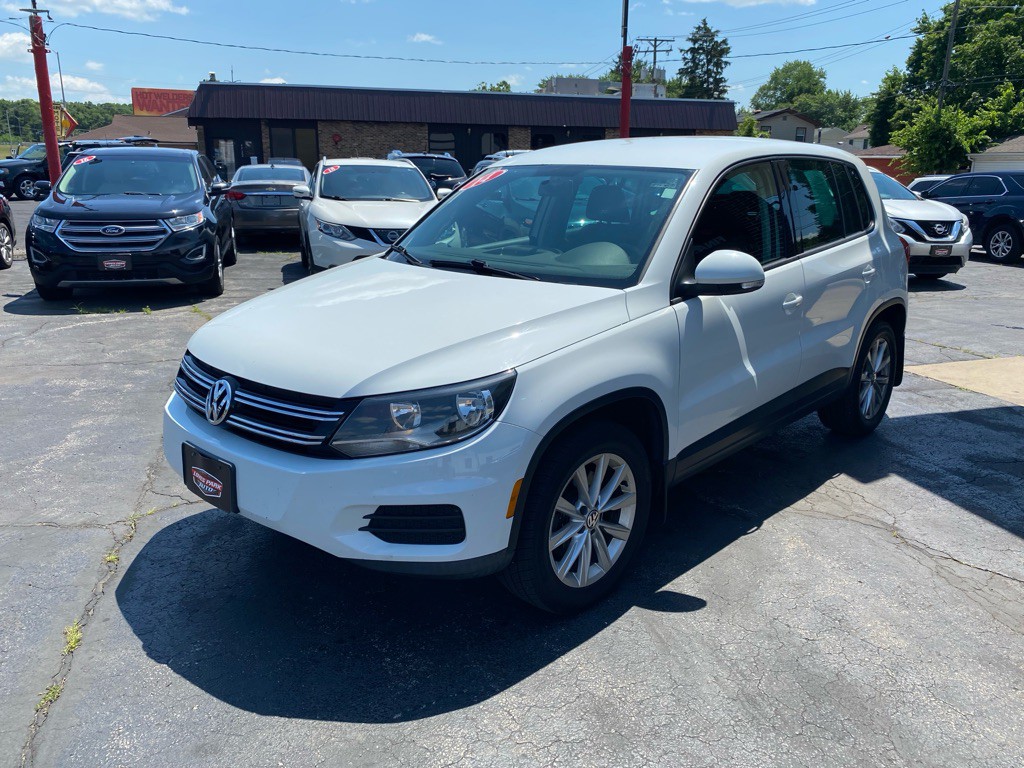 2014 Volkswagen Tiguan Image 2