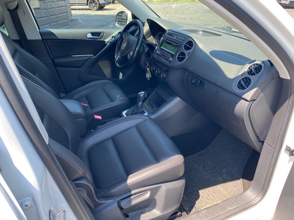 2014 Volkswagen Tiguan Image 8