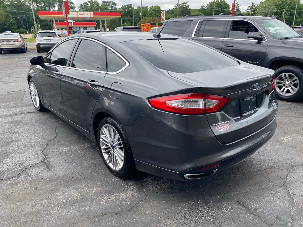 2015 Ford Fusion Image 2