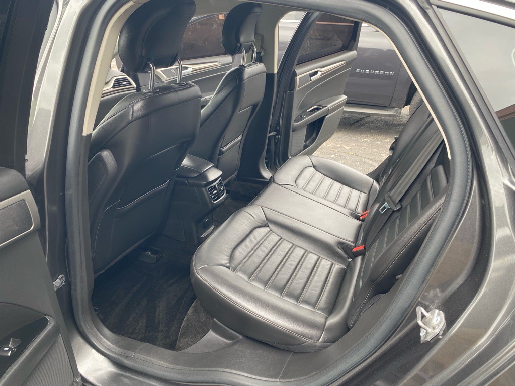 2015 Ford Fusion Image 9