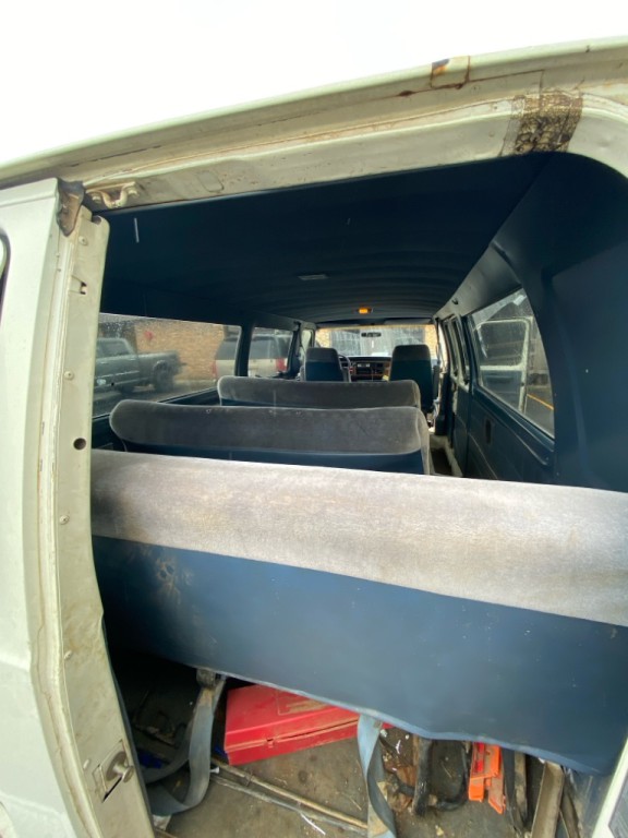 1989 Ford Econoline Image 11