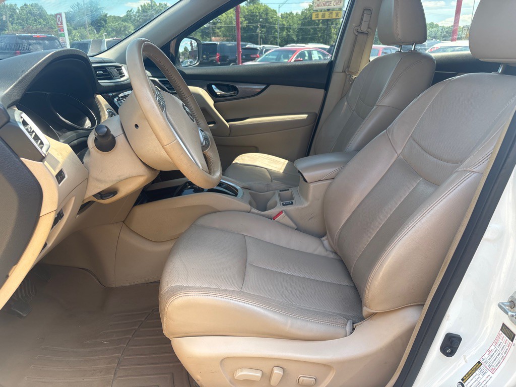 2015 Nissan Rogue Image 5