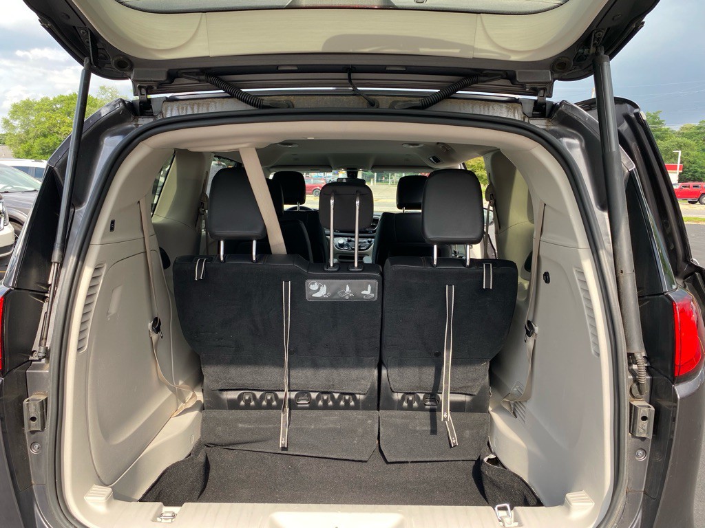 2018 Chrysler Pacifica Image 10