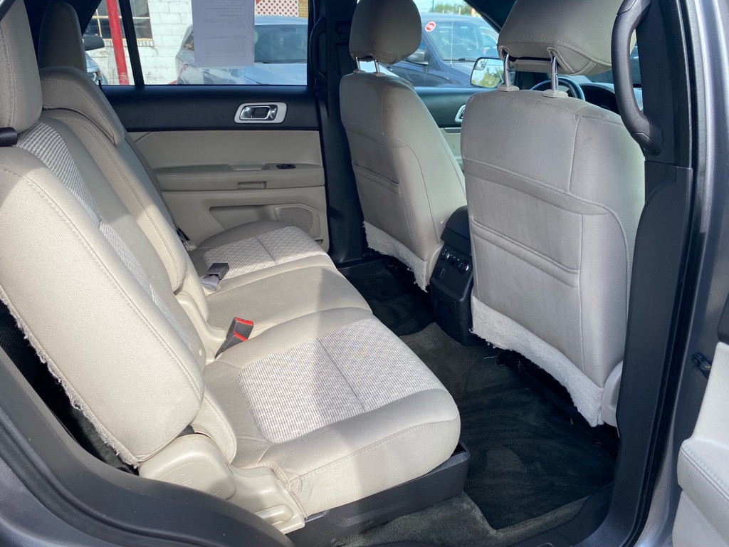 2014 Ford Explorer Image 11