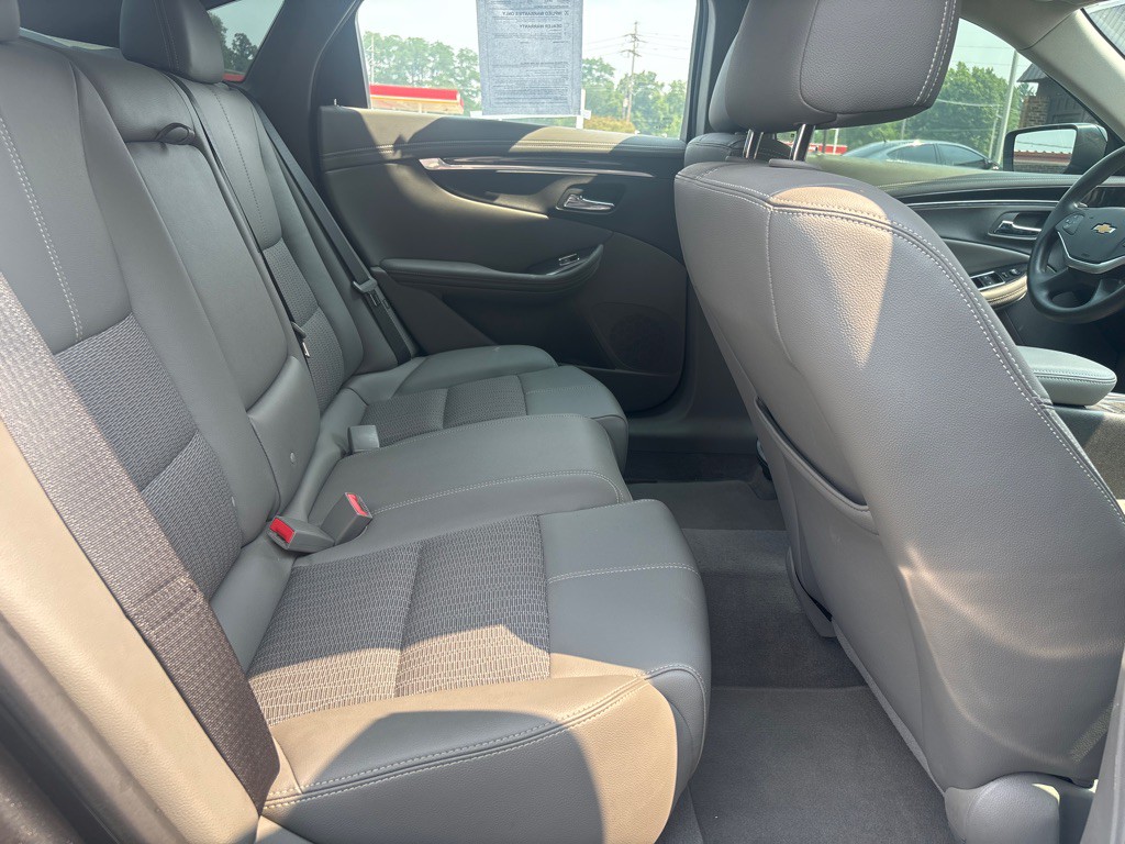 2019 Chevrolet Impala Image 8