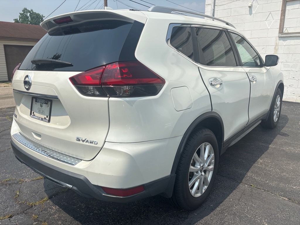 2018 Nissan Rogue Image 4