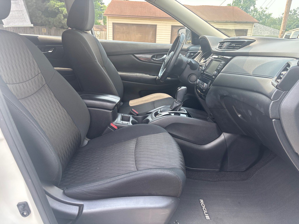 2018 Nissan Rogue Image 7