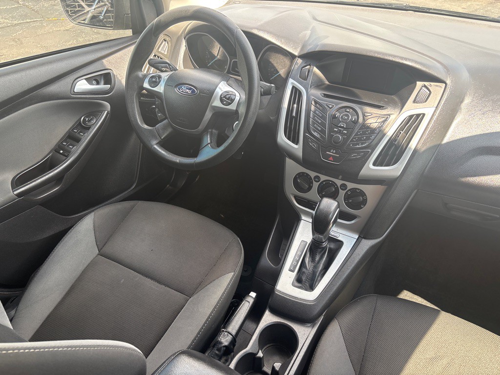 2014 Ford Focus Image 9