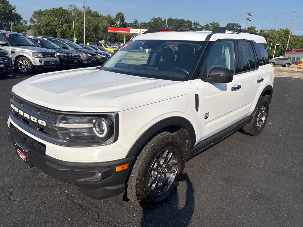 2022 Ford Bronco Image 2
