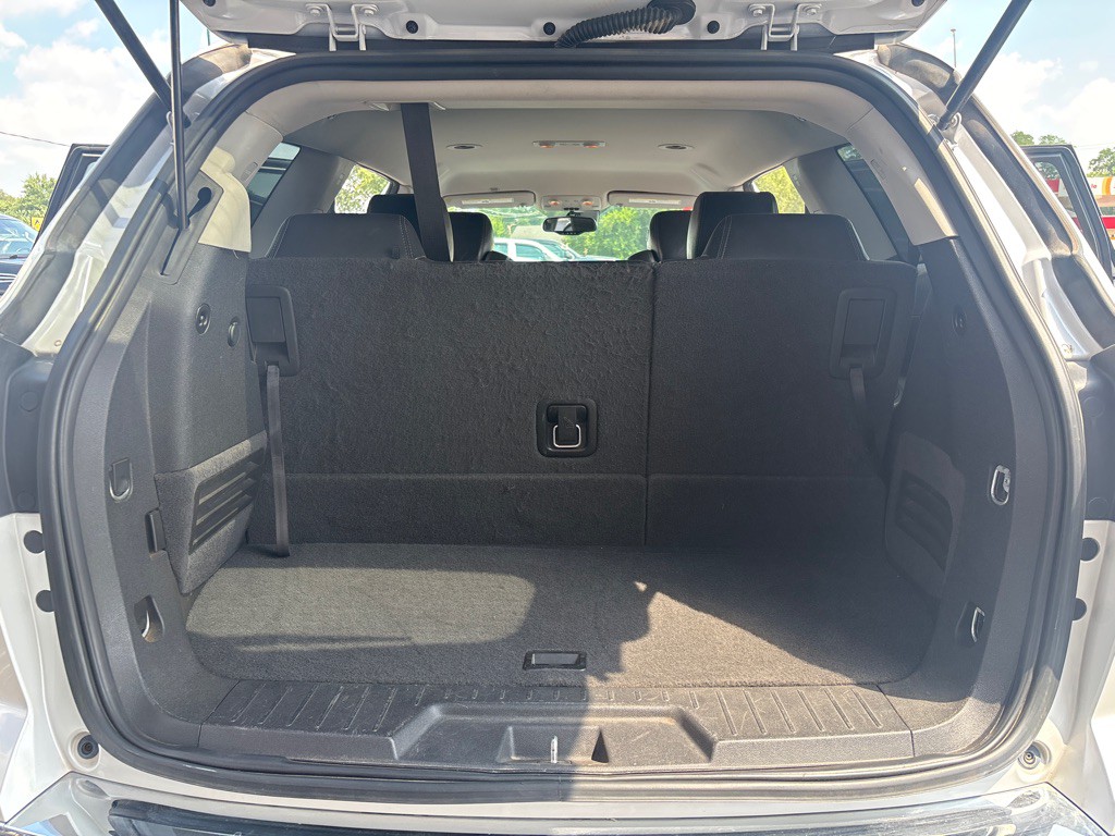 2016 Buick Enclave Image 11