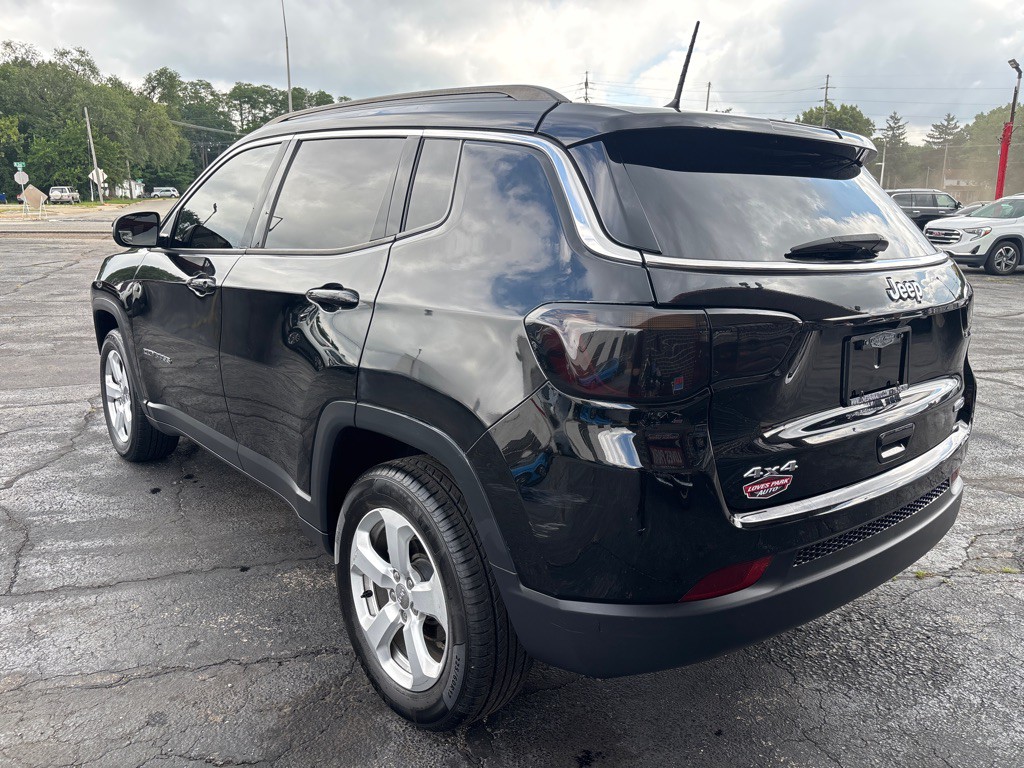 2018 Jeep Compass Image 3