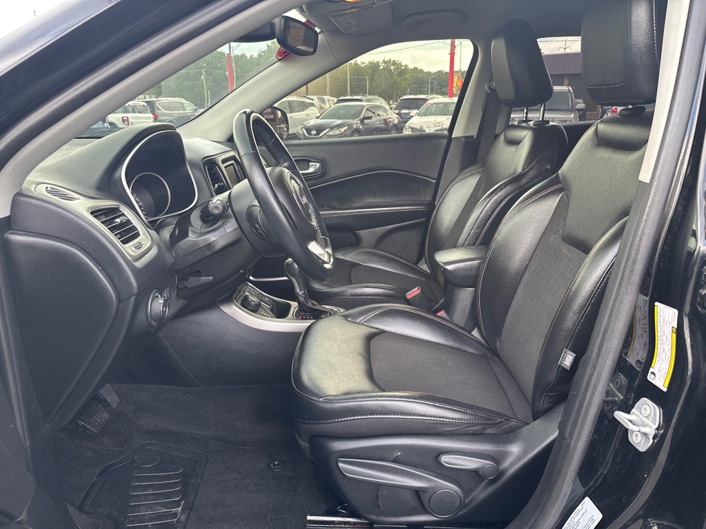2018 Jeep Compass Image 5