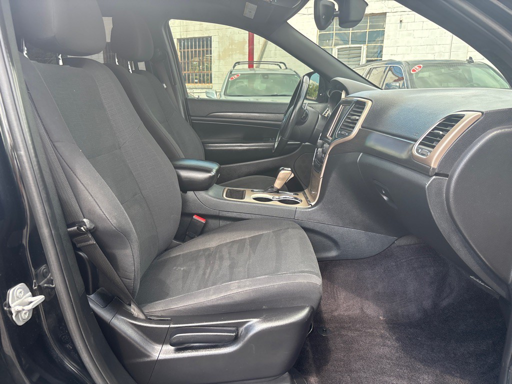 2017 Jeep Grand Cherokee Image 7