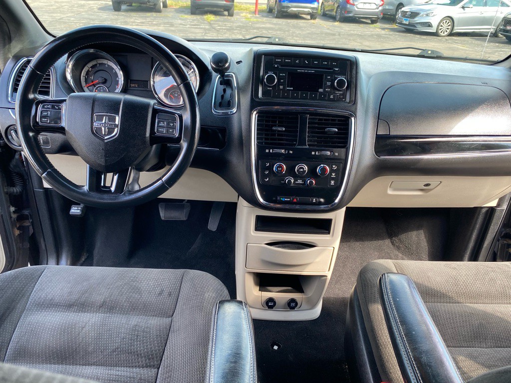 2016 Dodge Grand Caravan Image 6