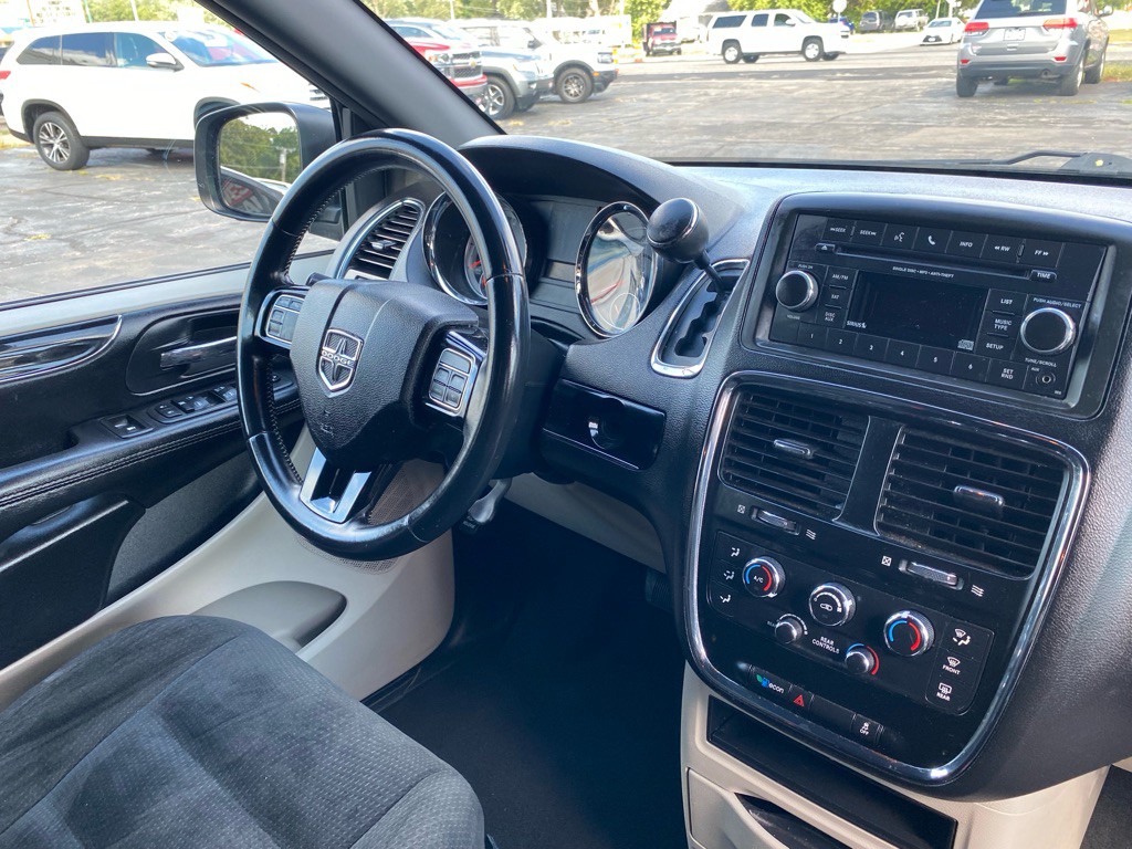2016 Dodge Grand Caravan Image 7