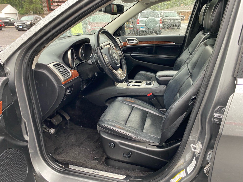 2011 Jeep Grand Cherokee Image 9