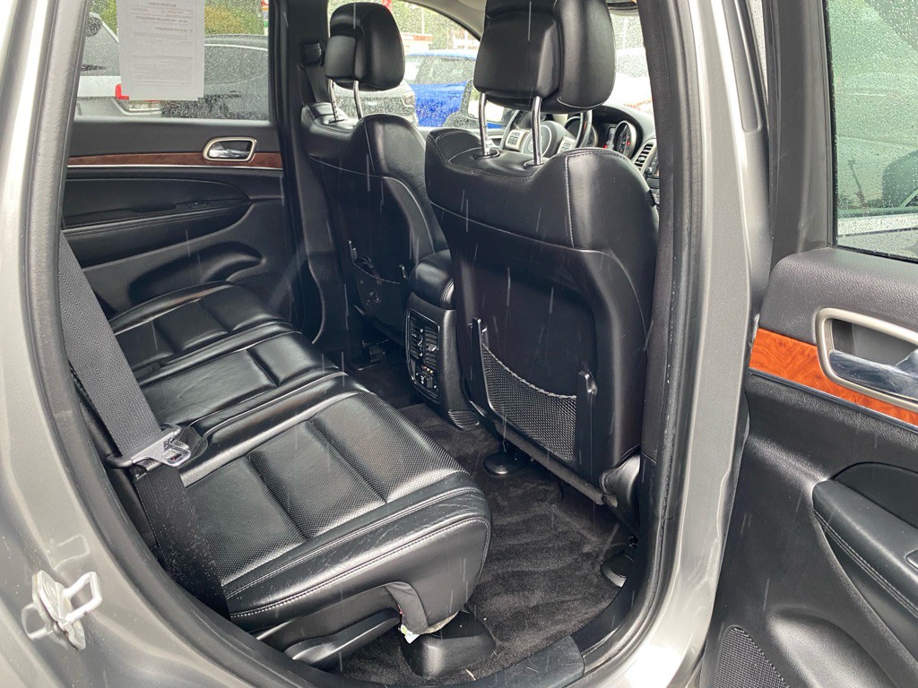 2011 Jeep Grand Cherokee Image 11