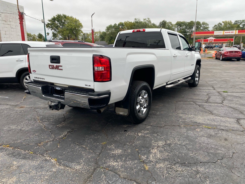 2018 GMC Sierra Image 4