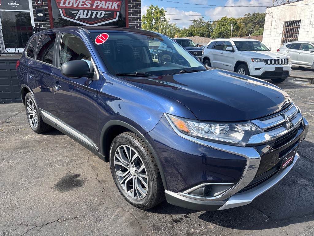2017 Mitsubishi Outlander Image 1