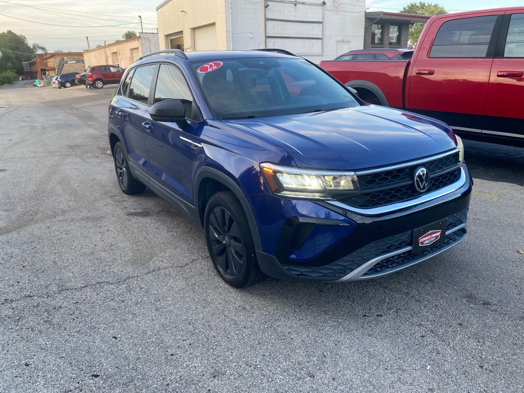 2022 Volkswagen Taos Image 2