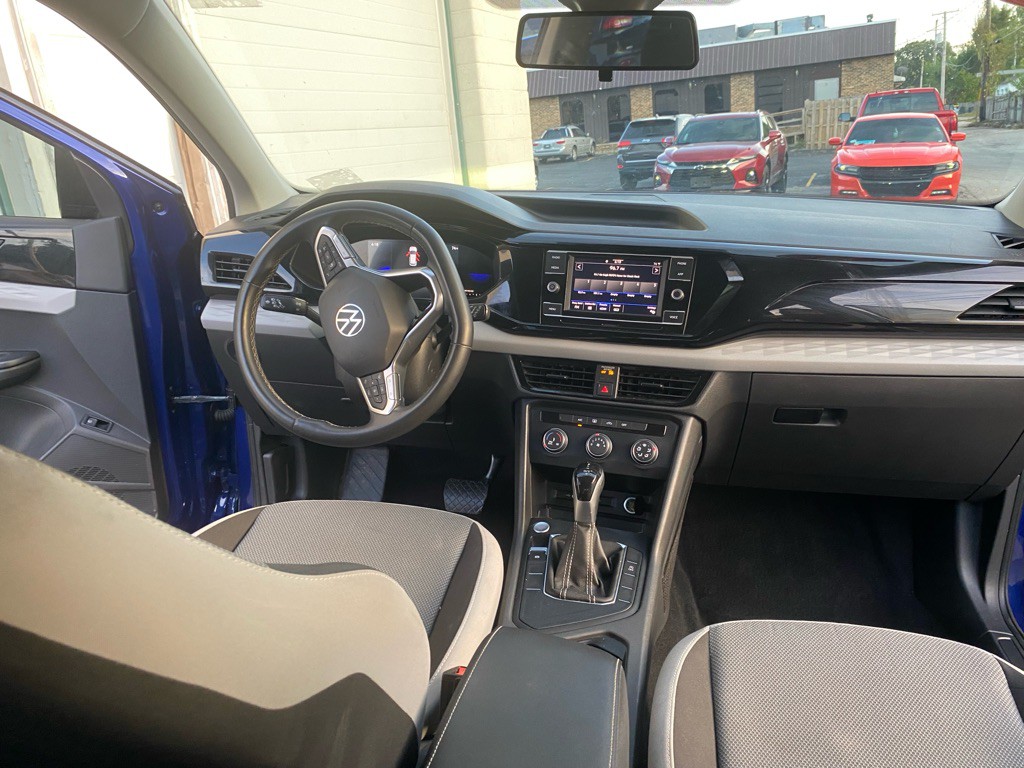 2022 Volkswagen Taos Image 5