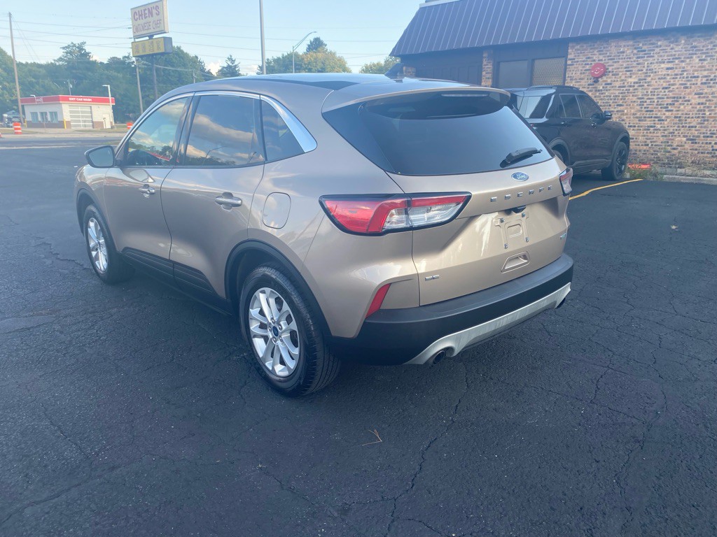 2020 Ford Escape Image 4