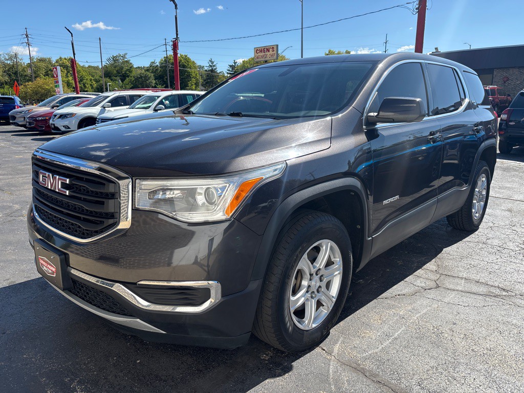 2019 GMC Acadia Image 2