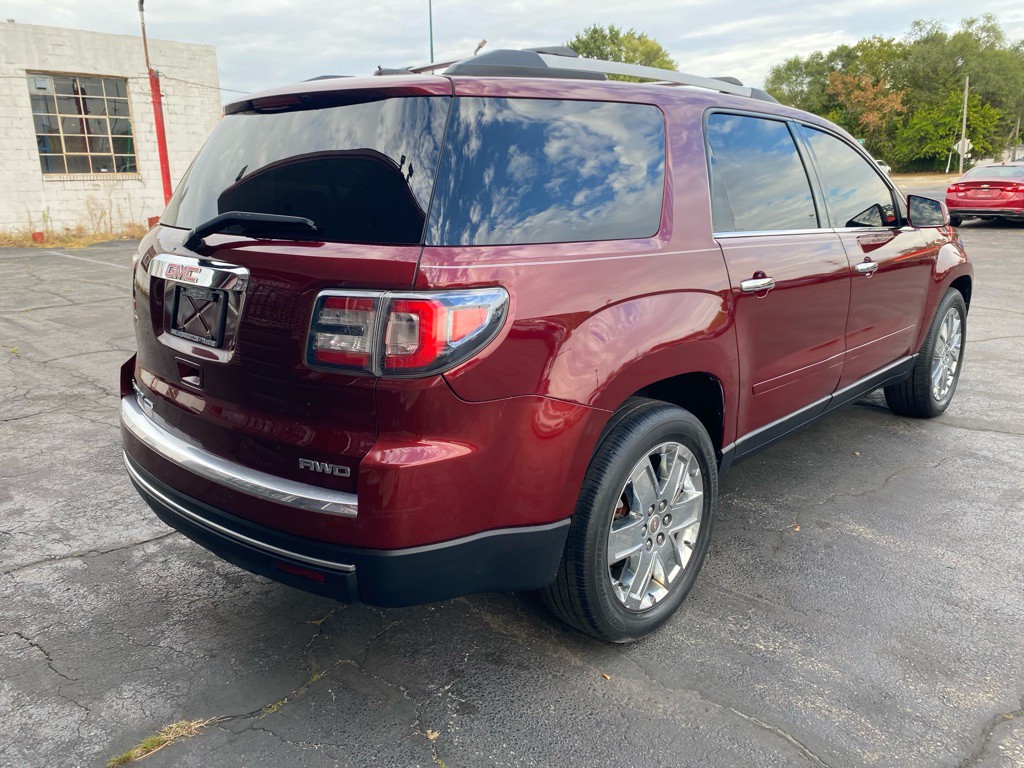 2017 GMC Acadia Image 3