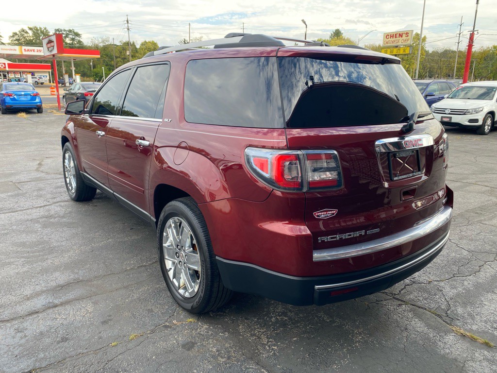 2017 GMC Acadia Image 4