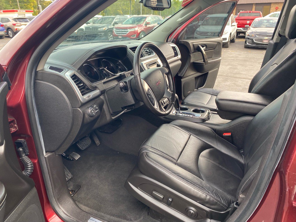 2017 GMC Acadia Image 8