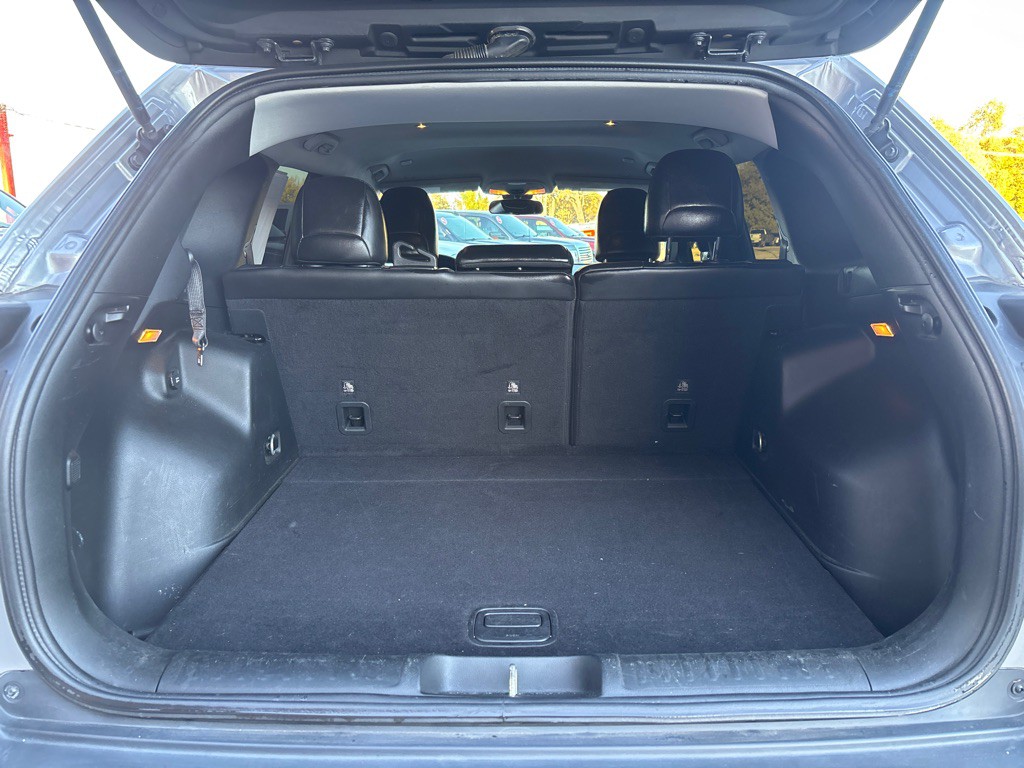 2019 Jeep Cherokee Image 10