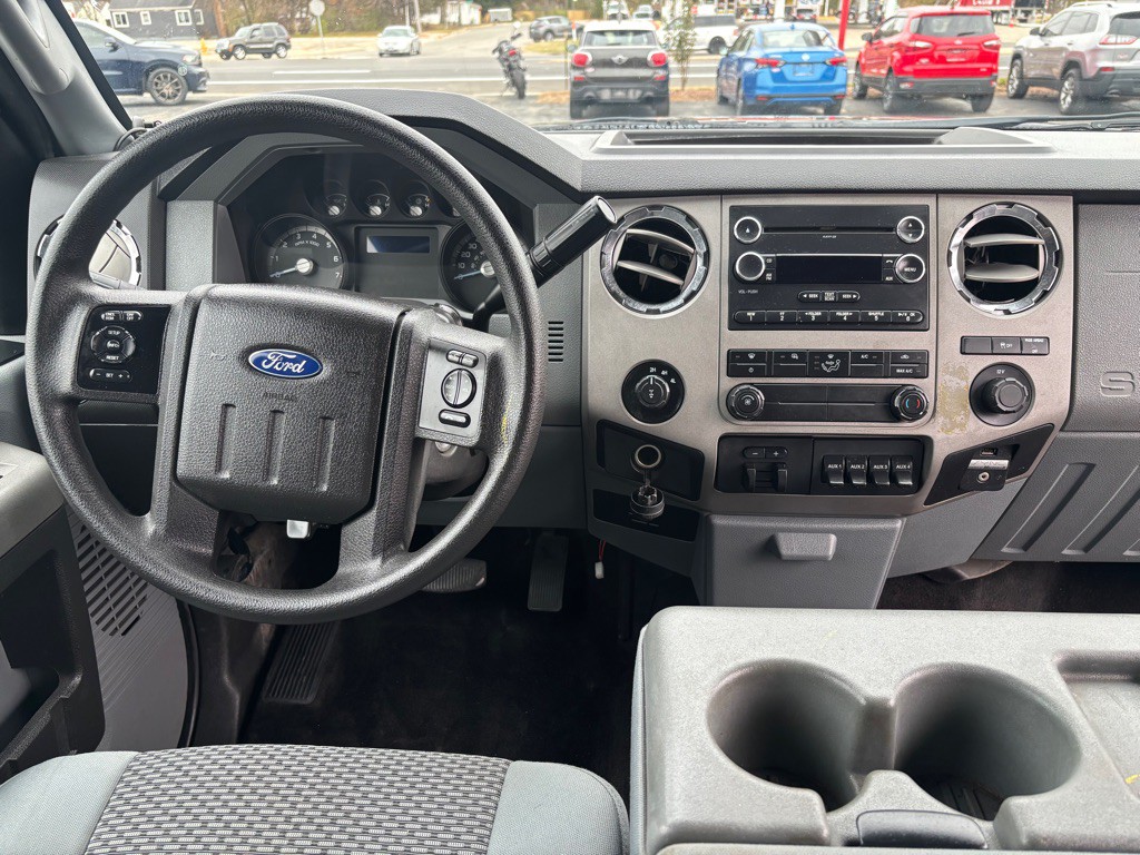 2014 Ford F-250 Image 2