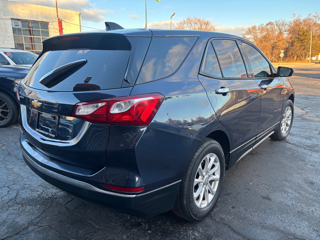 2018 Chevrolet Equinox Image 4