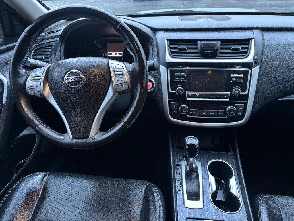 2018 Nissan Altima Image 2