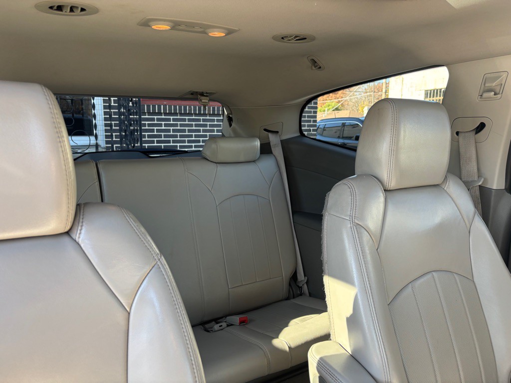 2014 Chevrolet Traverse Image 8