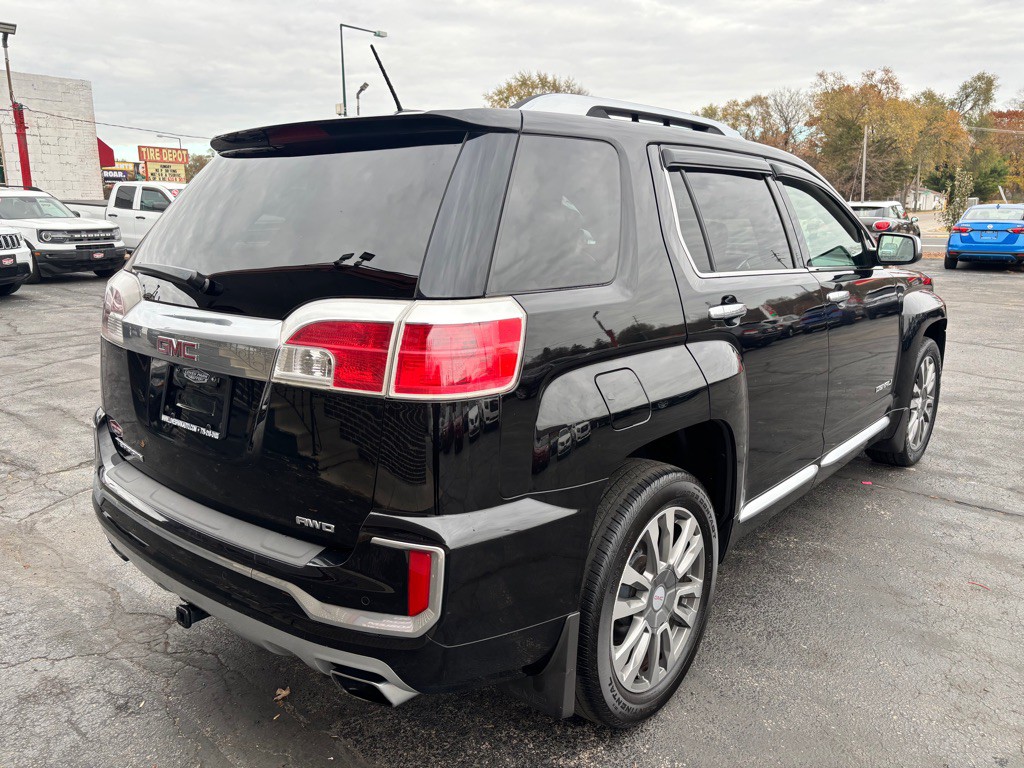 2016 GMC Terrain Image 4