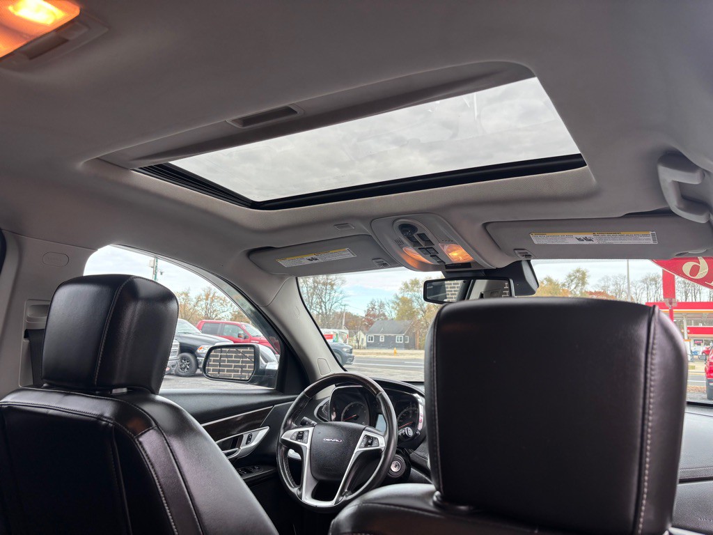 2016 GMC Terrain Image 9