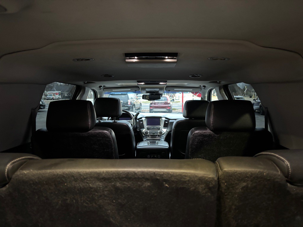 2017 Chevrolet Suburban Image 13