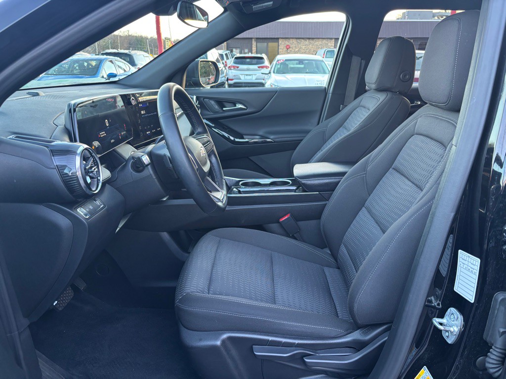 2025 Chevrolet Equinox Image 7