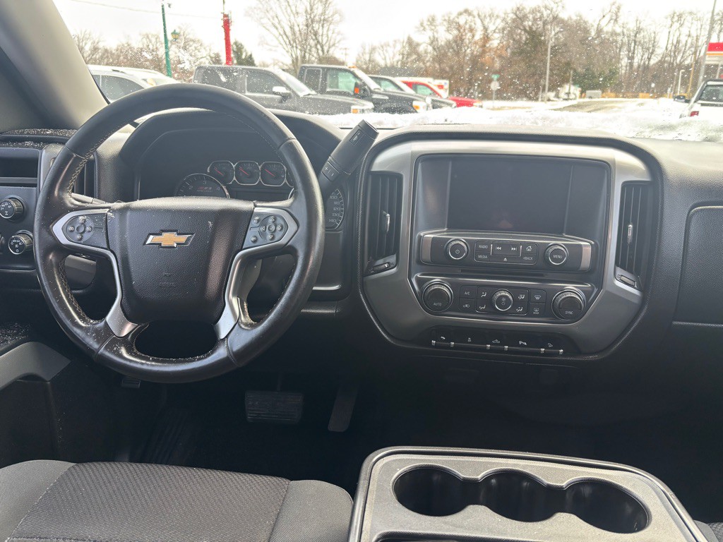 2014 Chevrolet Silverado 1500 Image 2