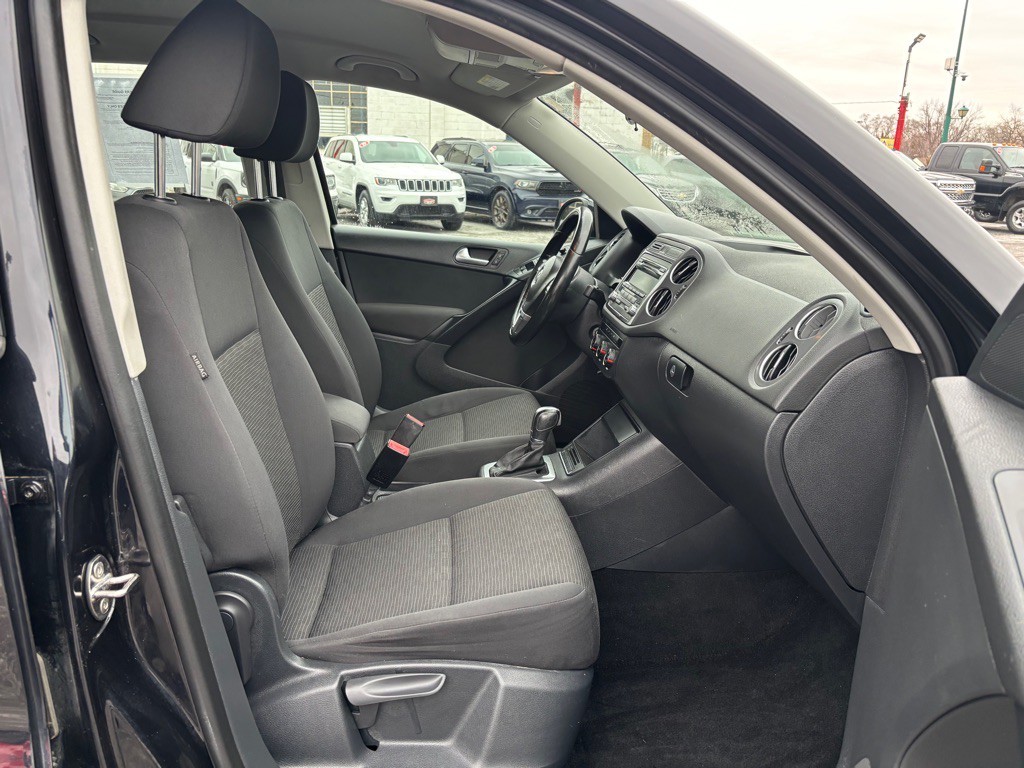 2014 Volkswagen Tiguan Image 8