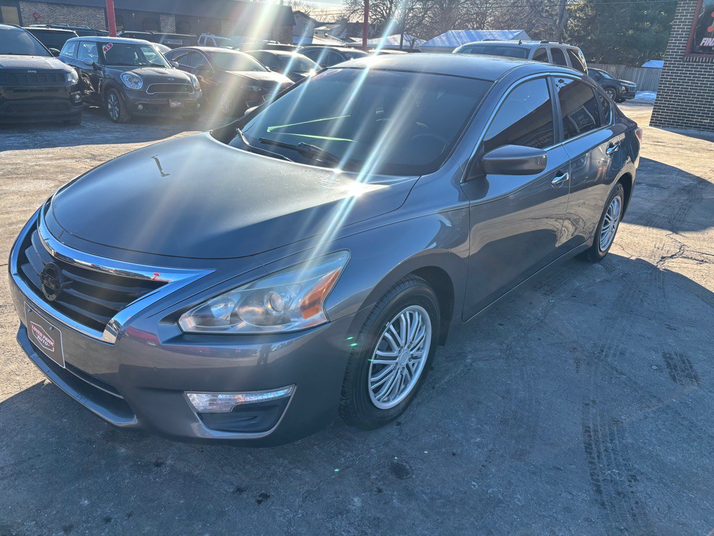 2015 Nissan Altima Image 6